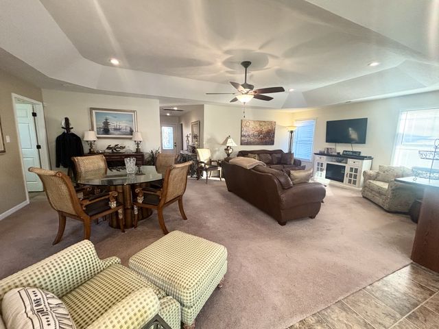 502 Bridle Way, Hopkinsville, KY 42240