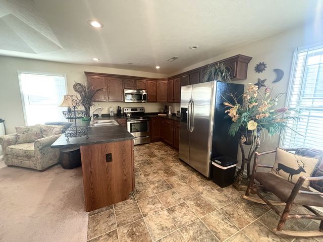 502 Bridle Way, Hopkinsville, KY 42240