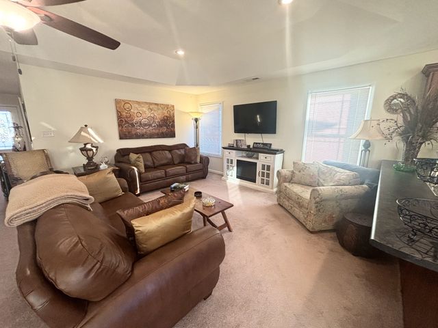 502 Bridle Way, Hopkinsville, KY 42240