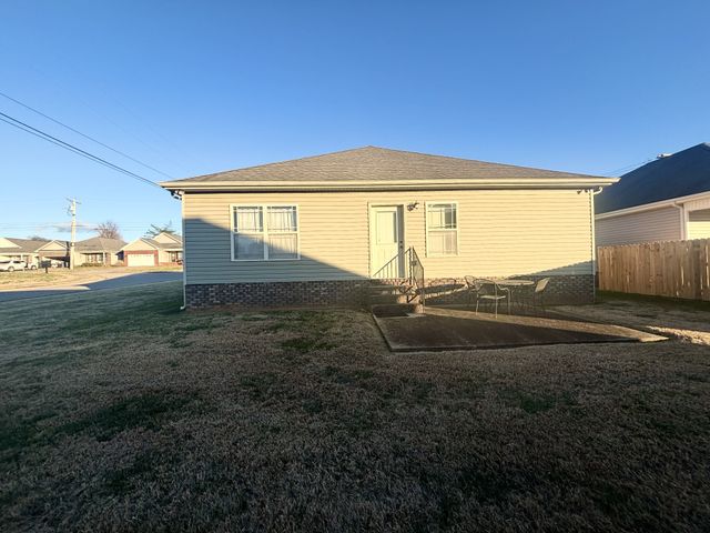 502 Bridle Way, Hopkinsville, KY 42240