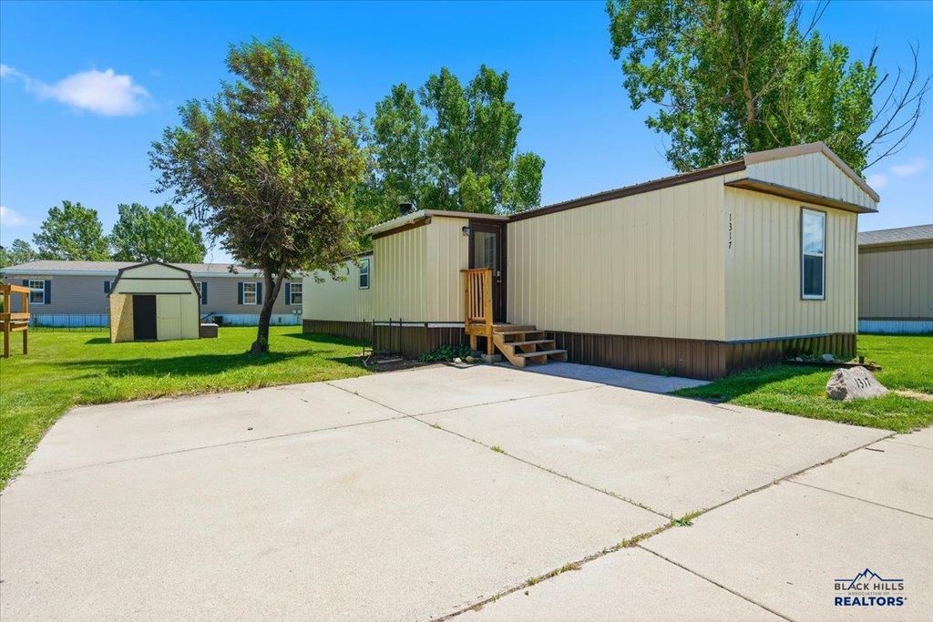 1317 SPEARFISH MOUNTAIN LN, Spearfish, SD 57783