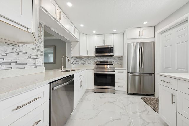 2809 Florida Boulevard 308, Delray Beach, FL 33483
