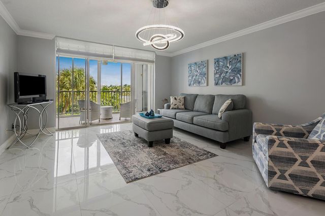 2809 Florida Boulevard 308, Delray Beach, FL 33483