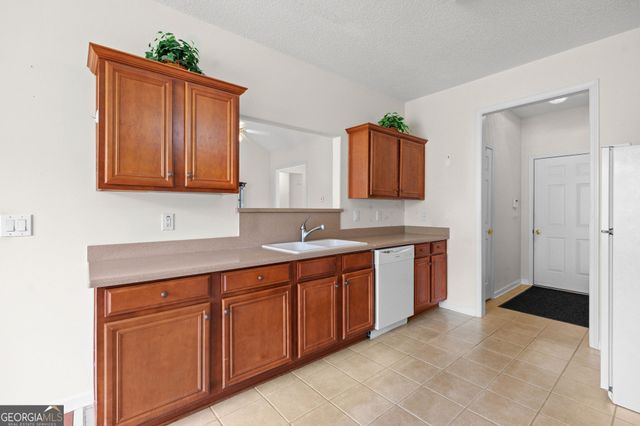 8515 Spivey Village Way, Jonesboro, GA 30236