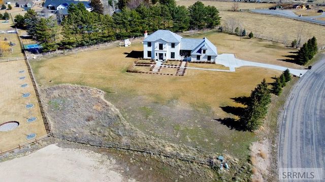 4819 E Clearwater Drive, Idaho Falls, ID 83406