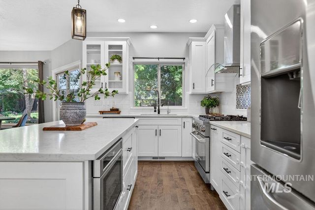 2910 S Mayflower Way, Boise, ID 83709