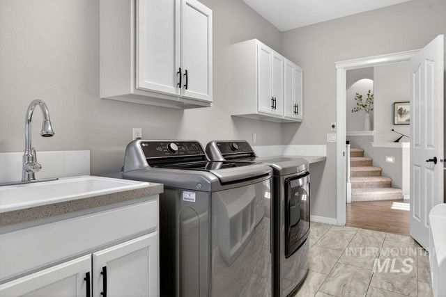 2910 S Mayflower Way, Boise, ID 83709
