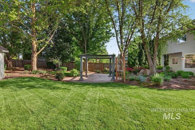 2910 S Mayflower Way, Boise, ID 83709