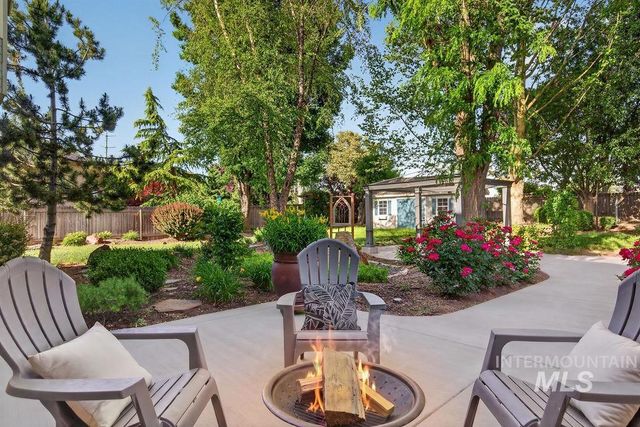 2910 S Mayflower Way, Boise, ID 83709