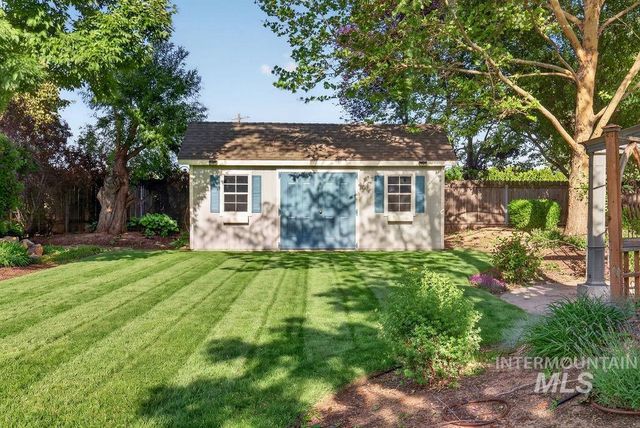 2910 S Mayflower Way, Boise, ID 83709