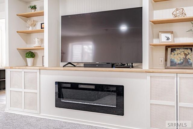 5048 Chimney Rock Drive, Ammon, ID 83406