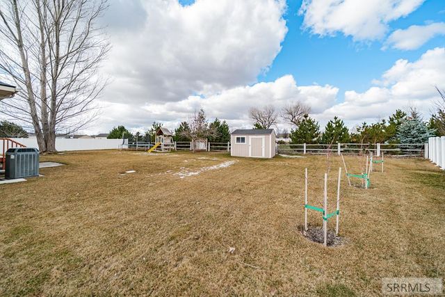 5048 Chimney Rock Drive, Ammon, ID 83406