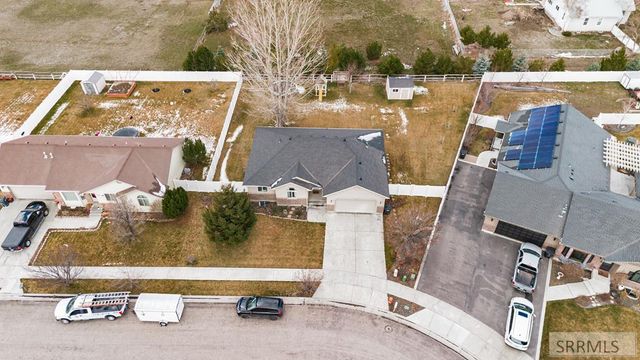 5048 Chimney Rock Drive, Ammon, ID 83406