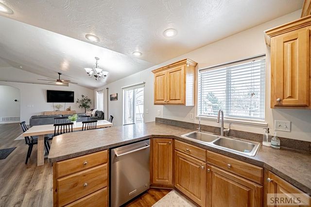 5048 Chimney Rock Drive, Ammon, ID 83406