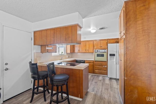 4300 Starling, Bakersfield, CA 93309