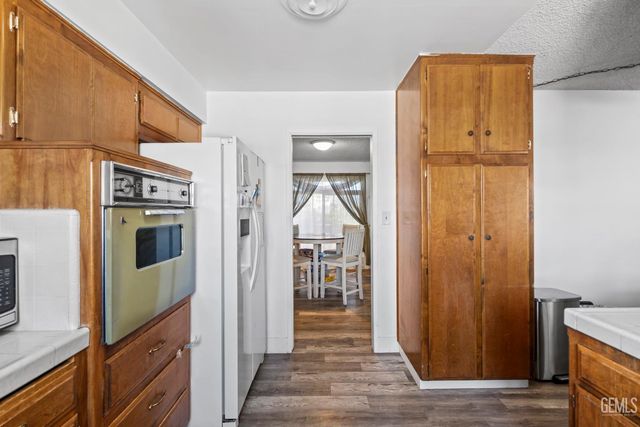 4300 Starling, Bakersfield, CA 93309