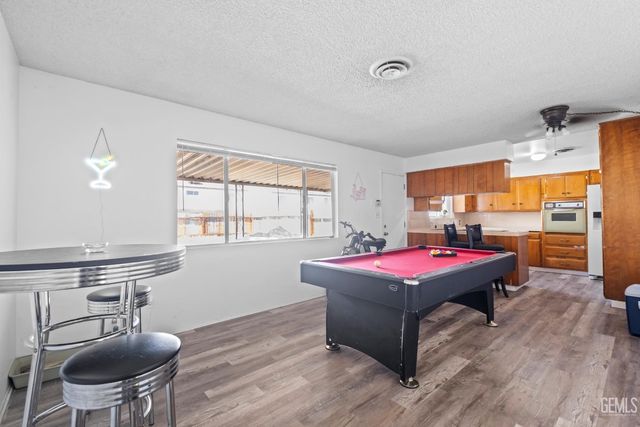 4300 Starling, Bakersfield, CA 93309