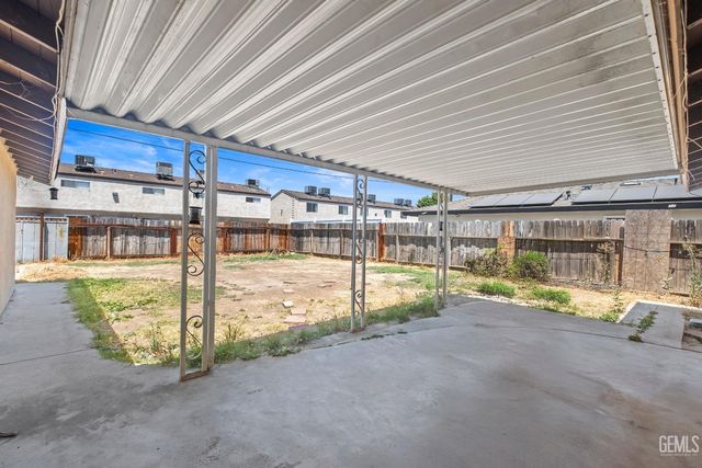 4300 Starling, Bakersfield, CA 93309