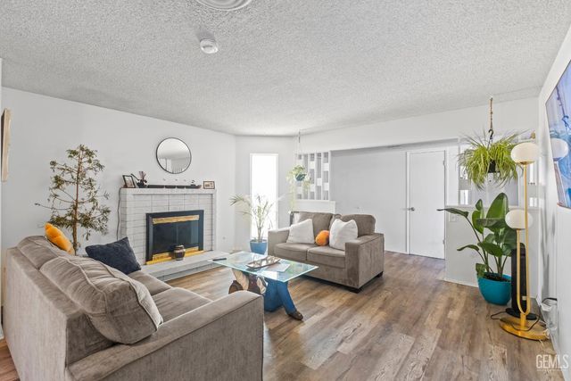 4300 Starling, Bakersfield, CA 93309