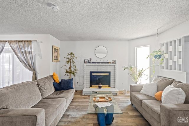 4300 Starling, Bakersfield, CA 93309