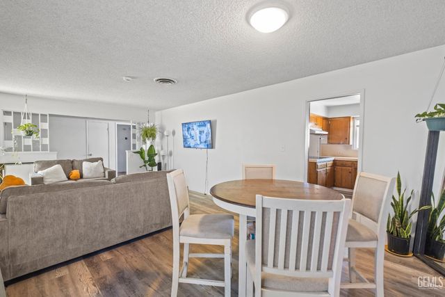 4300 Starling, Bakersfield, CA 93309