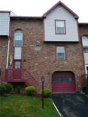 2103 Timberglen Dr, Imperial, PA 15126