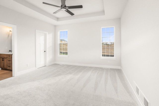 N50W19441 Tamarind WAY, Menomonee Falls, WI 53051