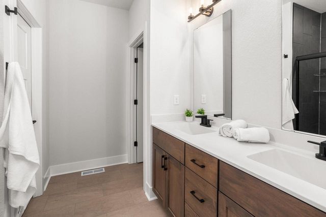 N50W19441 Tamarind WAY, Menomonee Falls, WI 53051