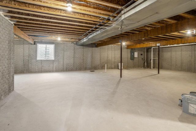 N50W19441 Tamarind WAY, Menomonee Falls, WI 53051