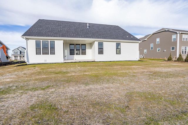 N50W19441 Tamarind WAY, Menomonee Falls, WI 53051