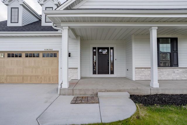 N50W19441 Tamarind WAY, Menomonee Falls, WI 53051