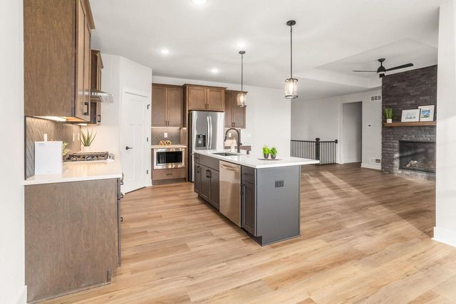 N50W19441 Tamarind WAY, Menomonee Falls, WI 53051