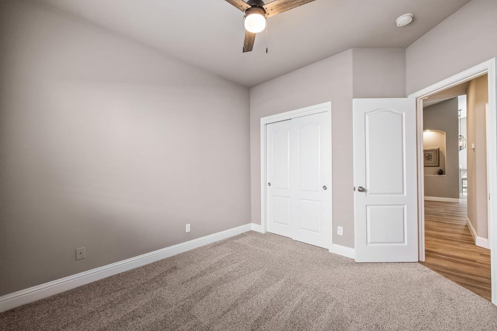 Image 50 of property listing at 2955 E Pryor Drive, Fresno, CA 93720