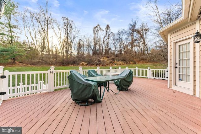 1424 WYNHURST LN, Vienna, VA 22182