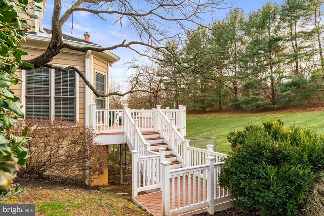 1424 WYNHURST LN, Vienna, VA 22182