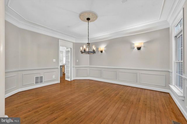 1424 WYNHURST LN, Vienna, VA 22182