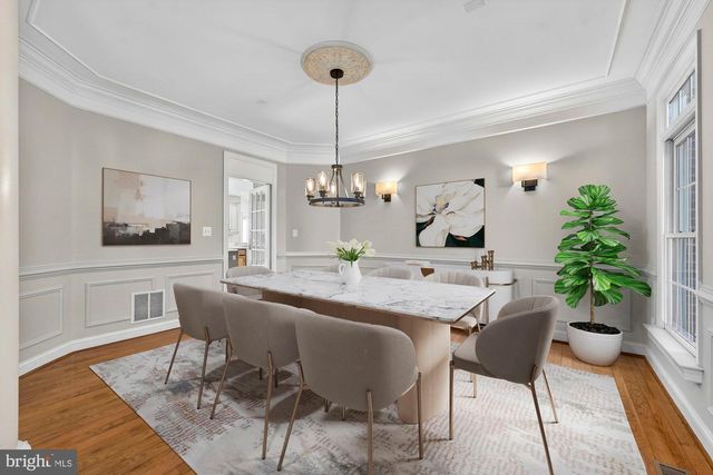 1424 WYNHURST LN, Vienna, VA 22182