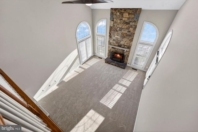 1424 WYNHURST LN, Vienna, VA 22182