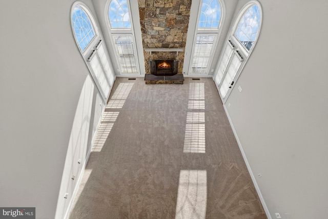 1424 WYNHURST LN, Vienna, VA 22182