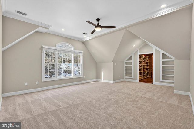 1424 WYNHURST LN, Vienna, VA 22182