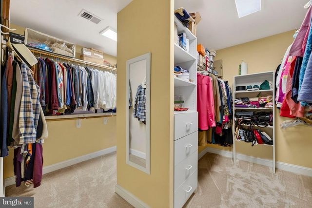 1424 WYNHURST LN, Vienna, VA 22182