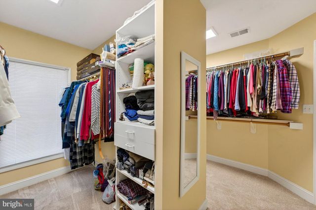 1424 WYNHURST LN, Vienna, VA 22182