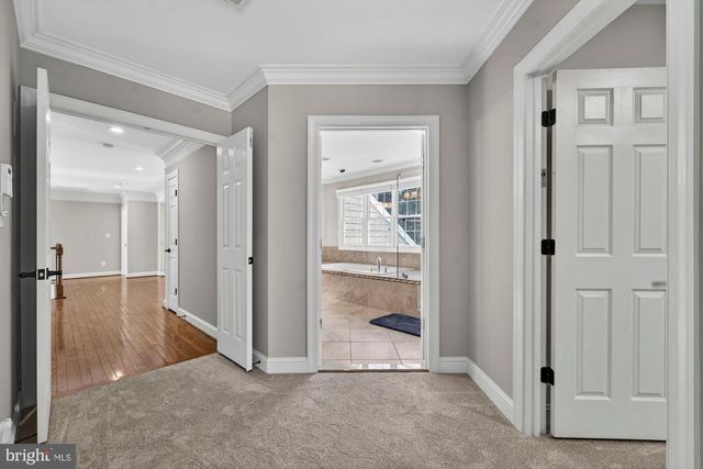 1424 WYNHURST LN, Vienna, VA 22182