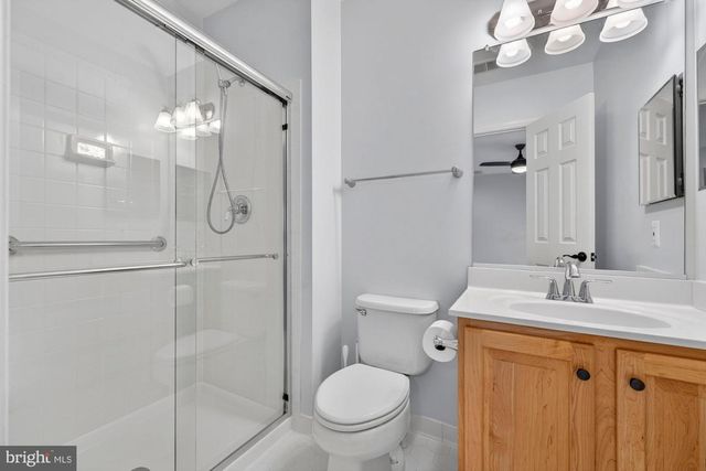 1424 WYNHURST LN, Vienna, VA 22182