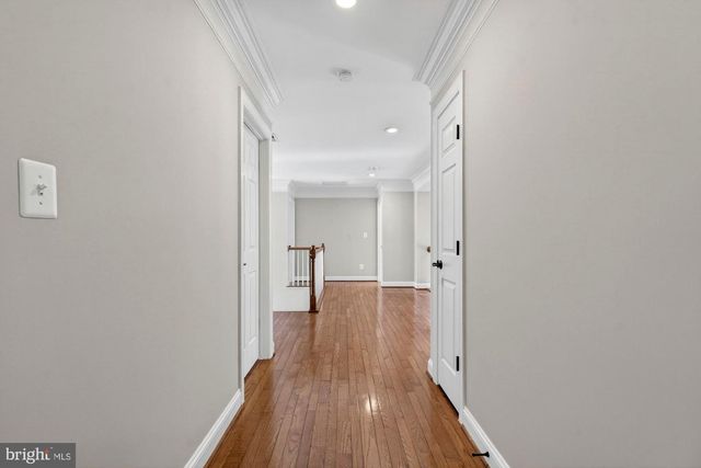 1424 WYNHURST LN, Vienna, VA 22182