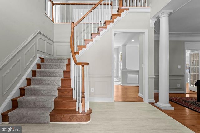 1424 WYNHURST LN, Vienna, VA 22182