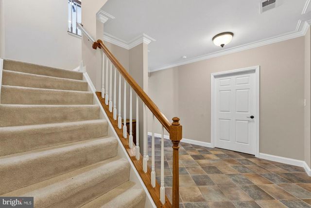 1424 WYNHURST LN, Vienna, VA 22182