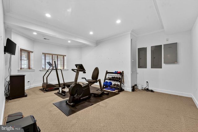 1424 WYNHURST LN, Vienna, VA 22182