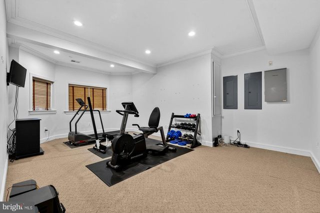 1424 WYNHURST LN, Vienna, VA 22182