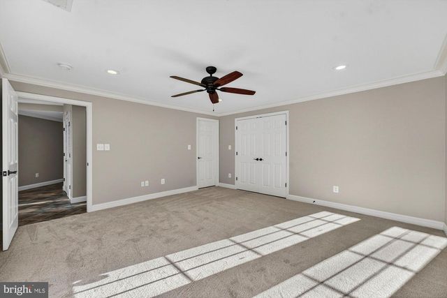 1424 WYNHURST LN, Vienna, VA 22182